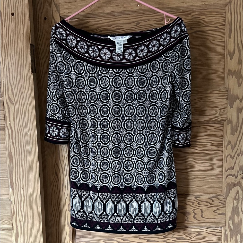 Max Studio Black and Purple Patterned Top